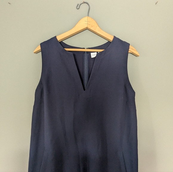 GAP Navy shift dress with pockets size small - Picture 2 of 4